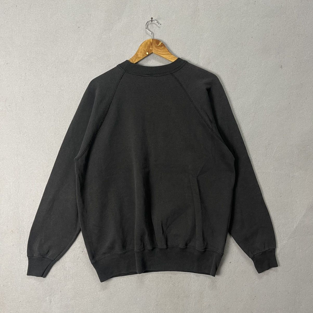Hanes Vintage 90s Hanes Blue Jay Graphic Crewneck Sweatshirt Black Size US L / EU 52-54 / 3 - 6 Thumbnail
