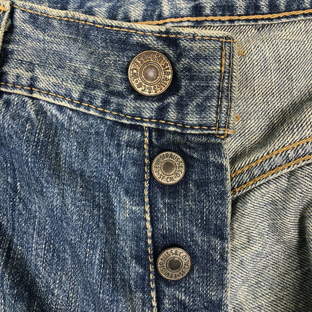 Levi's 🔥Vintage Lot 501 Levi’s Denim Jeans Biker Distressed Design Size US 34 / EU 50 - 16 Thumbnail