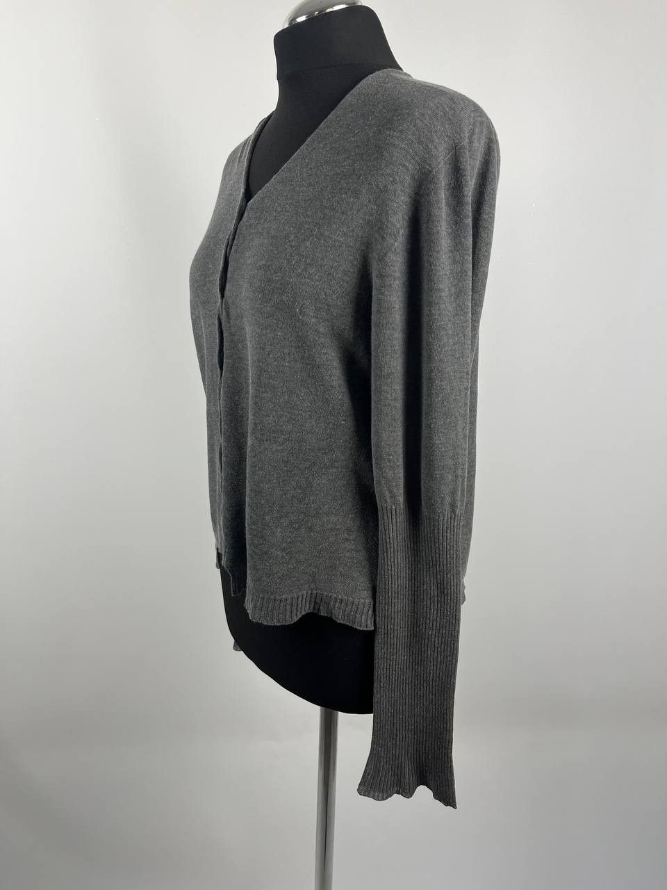 OSKA OSKA Gray V-Neck Cardigan Button Down Lagenlook Knitwear Size XS / US 0-2 / IT 36-38 - 2 Thumbnail