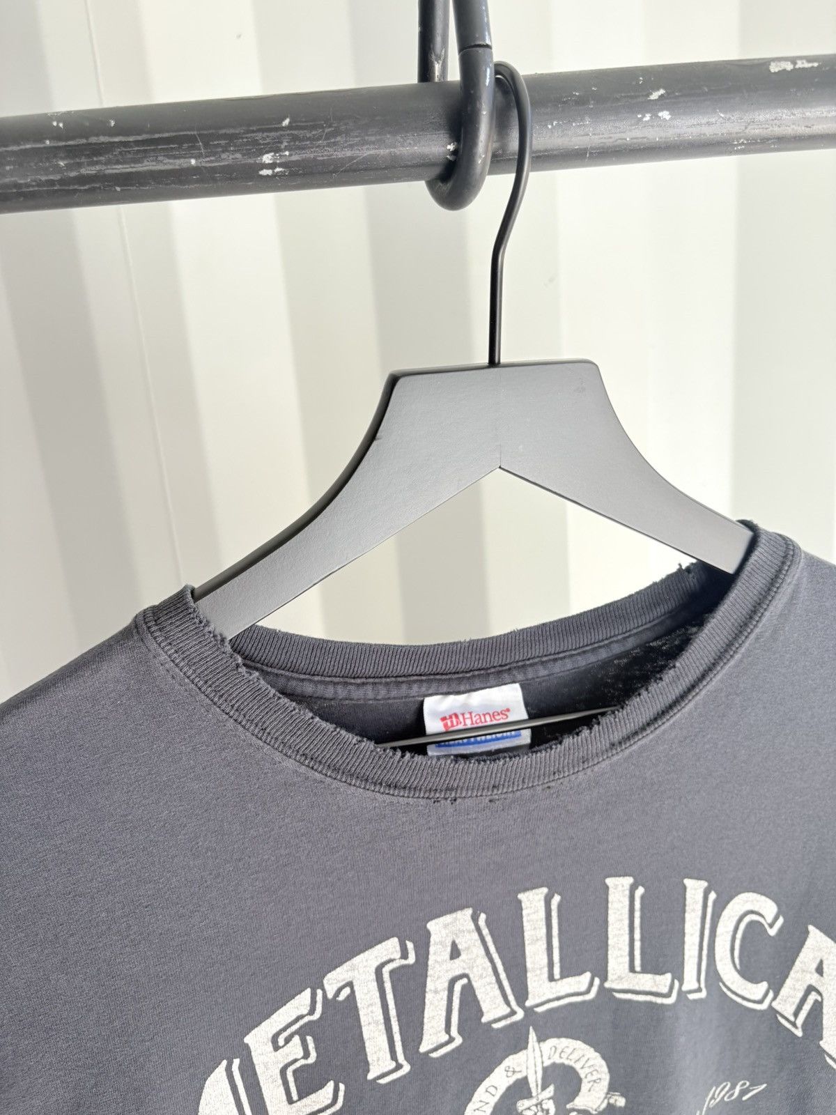 Band Tees Thrashed Metallica Sun Faded Distressed Shirt ERD GRUNGE Size US L / EU 52-54 / 3 - 8 Thumbnail