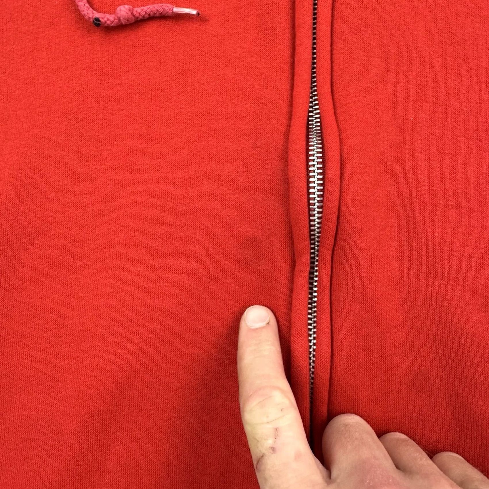 Vintage VINTAGE Full Zip Hoodie Mens Adult Medium Red Sweatshirt Pockets 90s 80s USA Cotton Blend Size US M / EU 48-50 / 2 - 3 Thumbnail