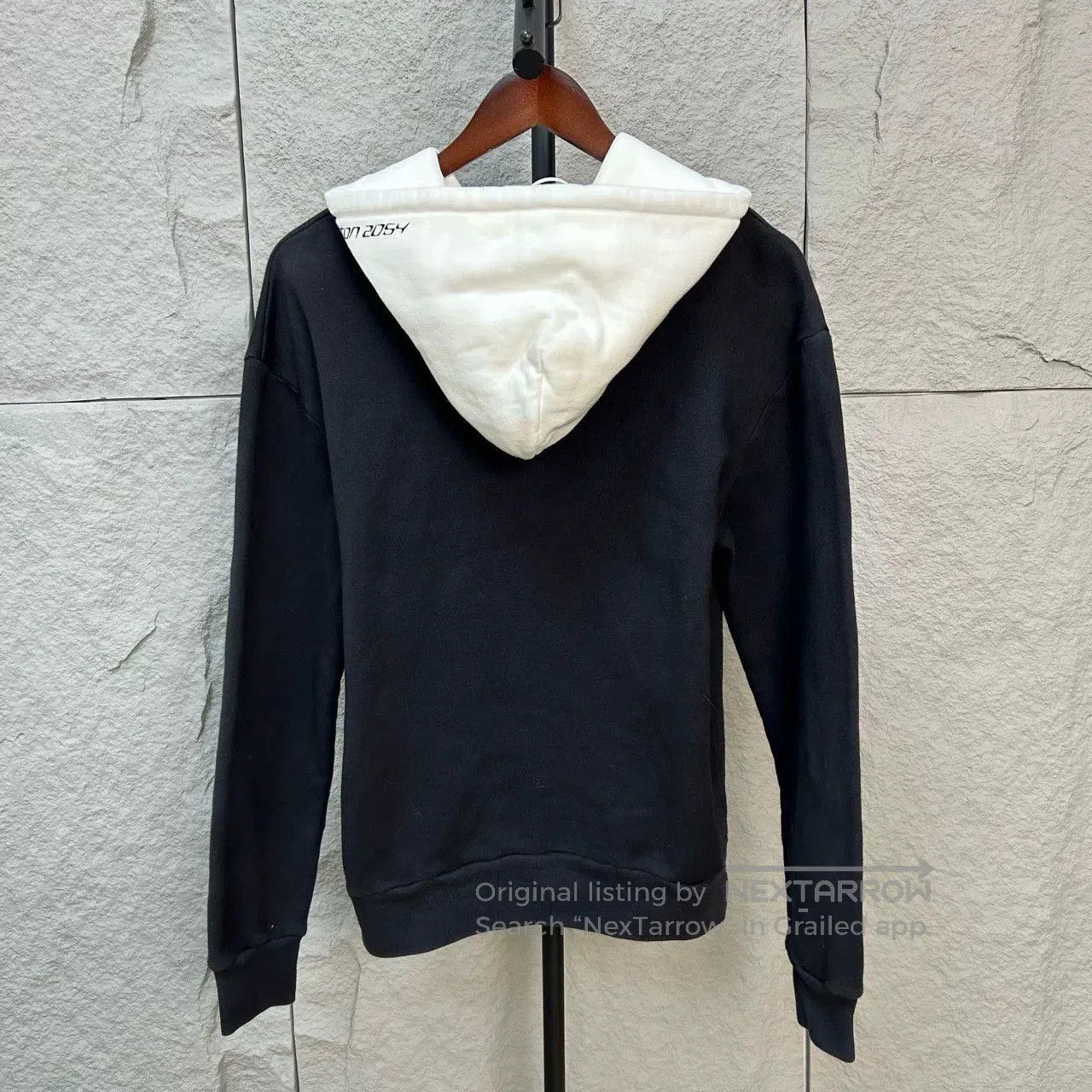 Louis Vuitton Louis Vuitton 2054 Black White Hoodie XS. Size US XS / EU 42 / 0 - 2 Thumbnail