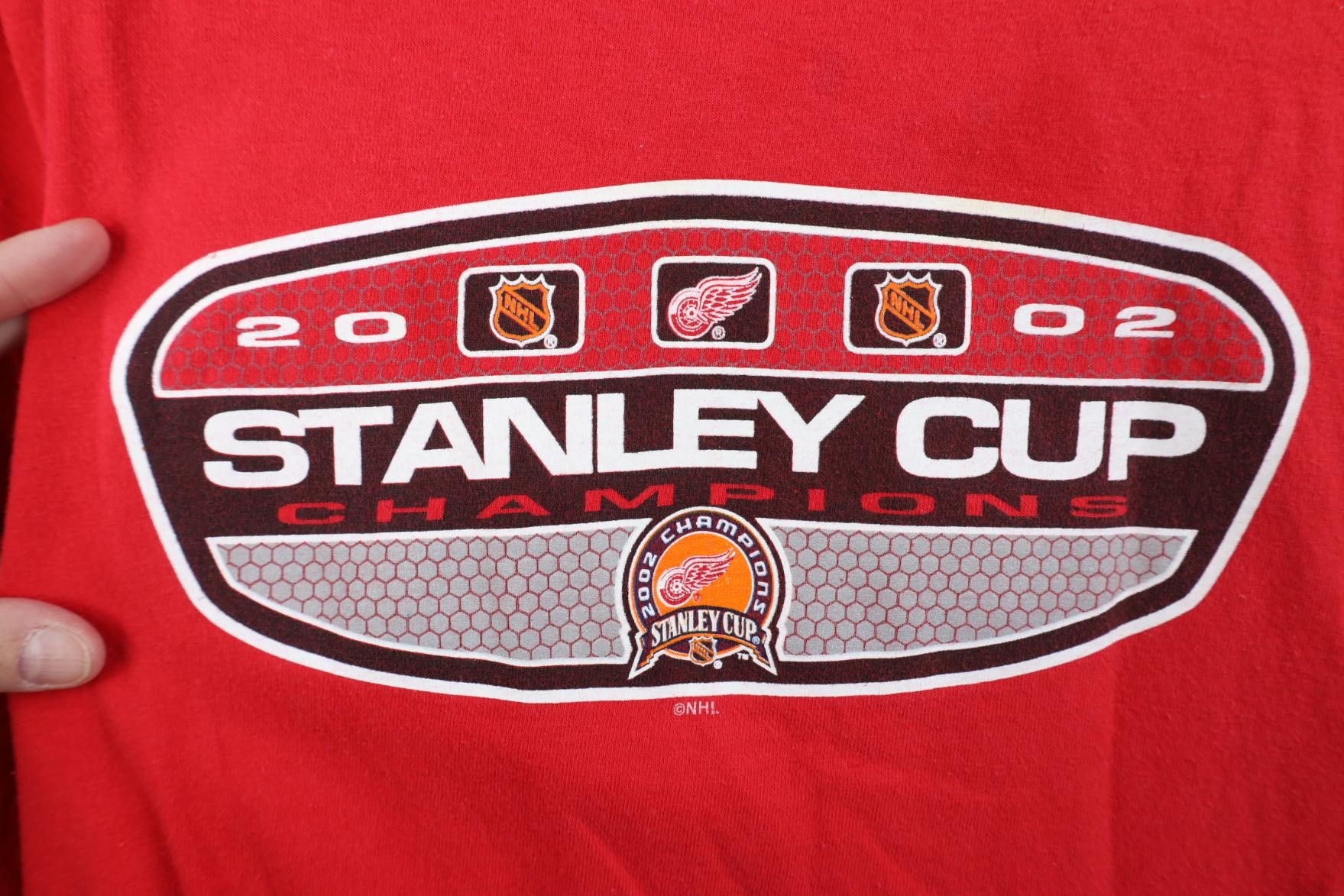 Vintage Vintage 2002 Stanley Cup Champions Detroit Red Wings T-Shirt Size US XXL / EU 58 / 5 - 4 Thumbnail