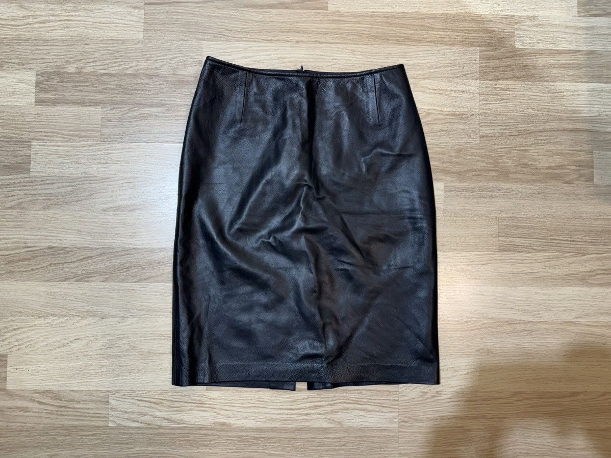 Escada × Leather × Vintage Escada lammnappa skirt 38 Size 26" / US 2 / IT 38 - 1 Thumbnail