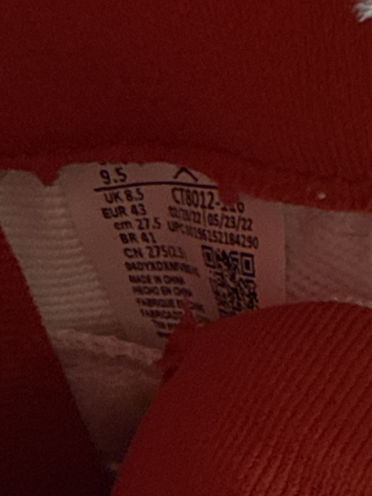 Jordan Brand Cherry Jordan 11’s Size US 9.5 / EU 42-43 - 7 Thumbnail