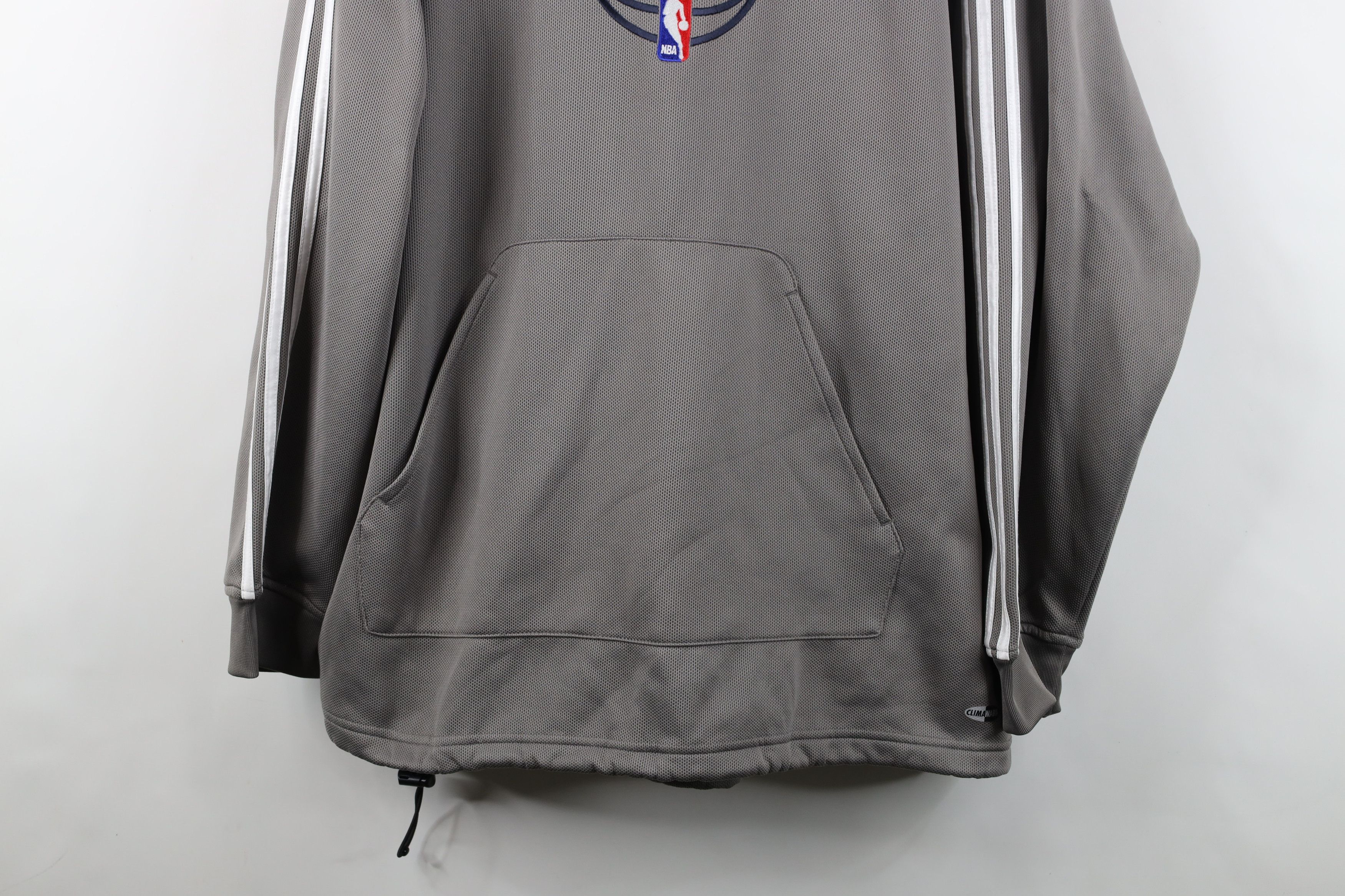 Adidas Vintage Y2K Adidas Cavaliers Basketball Hoodie Gray Size US XL / EU 56 / 4 - 3 Thumbnail