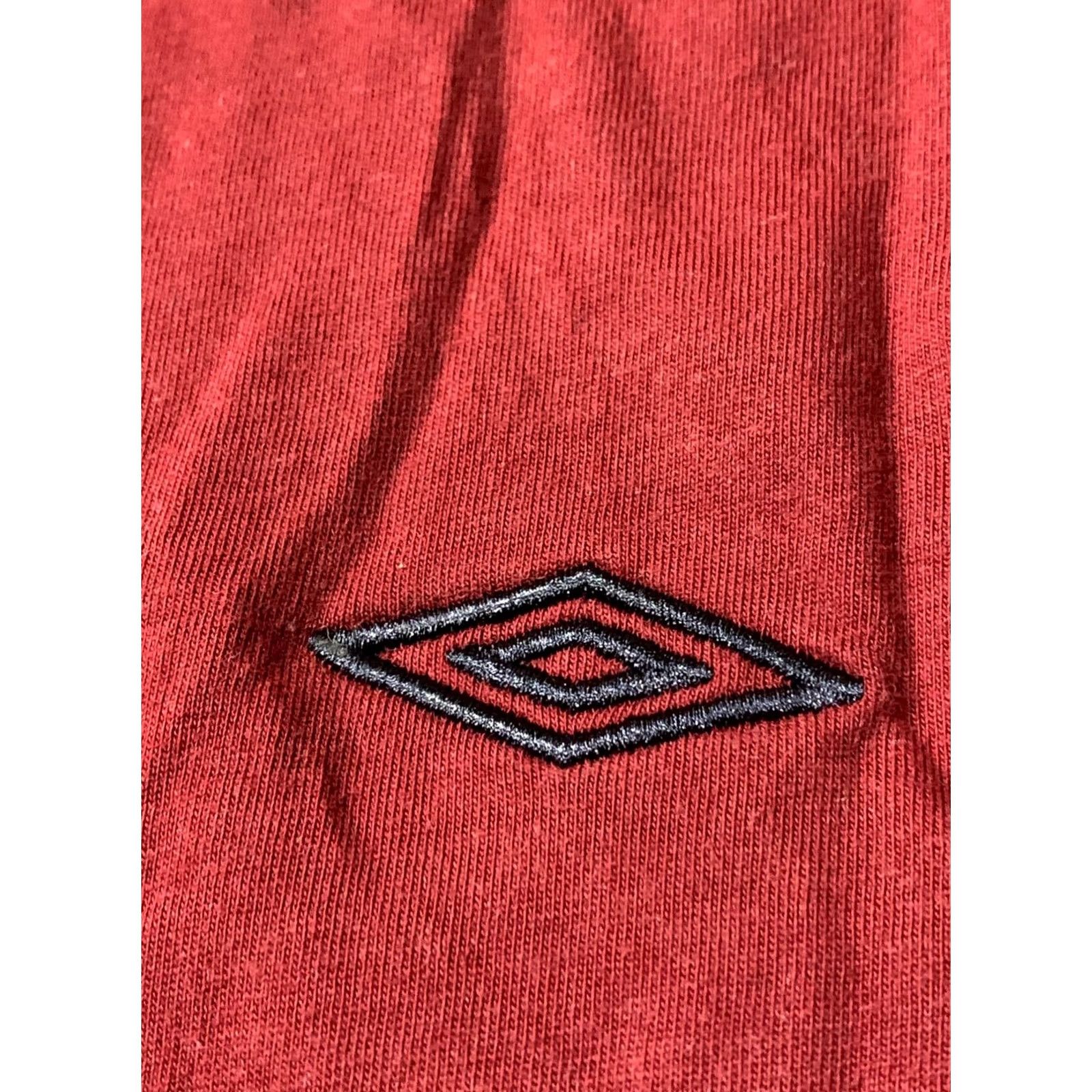 Umbro UMBRO ORIGINAL 2018 MEN CASUAL STRIPES SHIRT TEE JERSEY SIZE MEDIUM Size US M / EU 48-50 / 2 - 3 Thumbnail