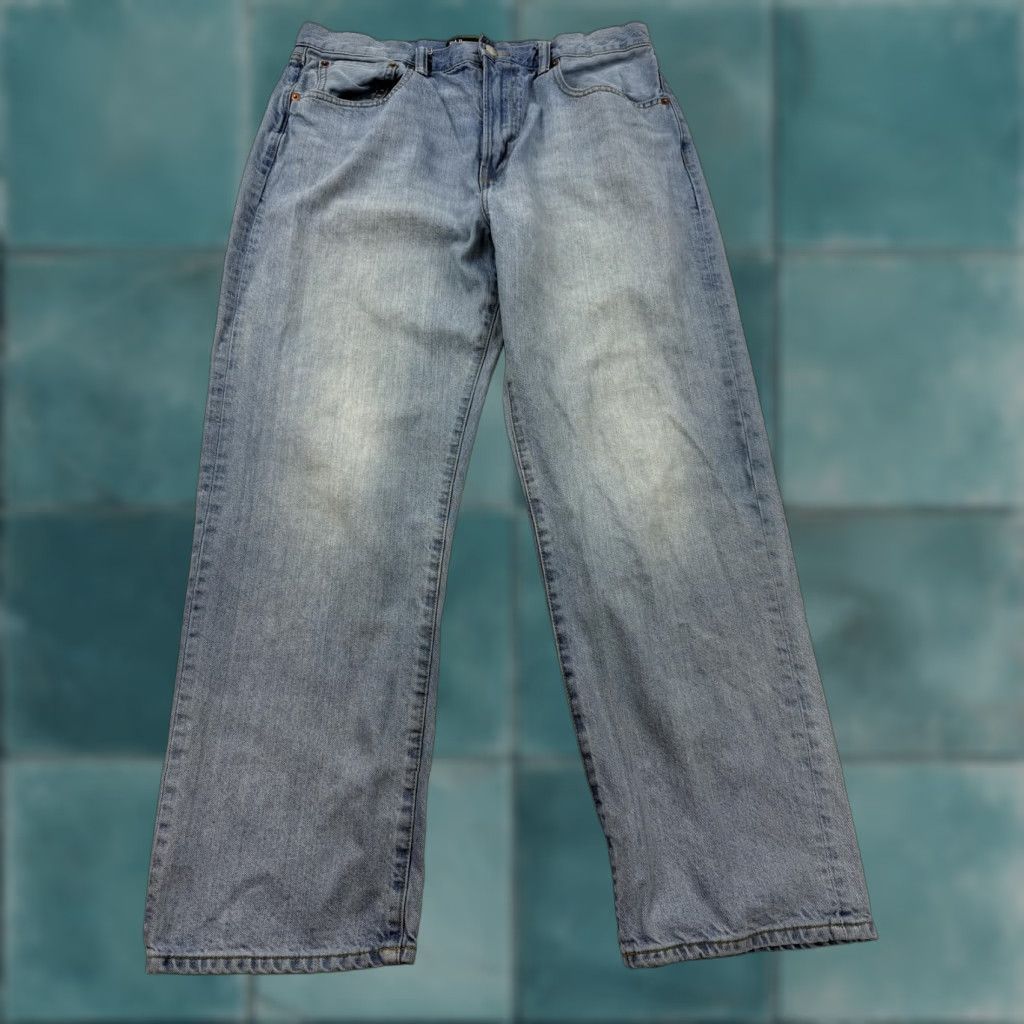 Gap VINTAGE not applicable; Original Gap Denim Original Jeans Mens 34x30 Blue Light Wash Straight Leg 100% Cotton Size US 34 / EU 50 - 1 Thumbnail
