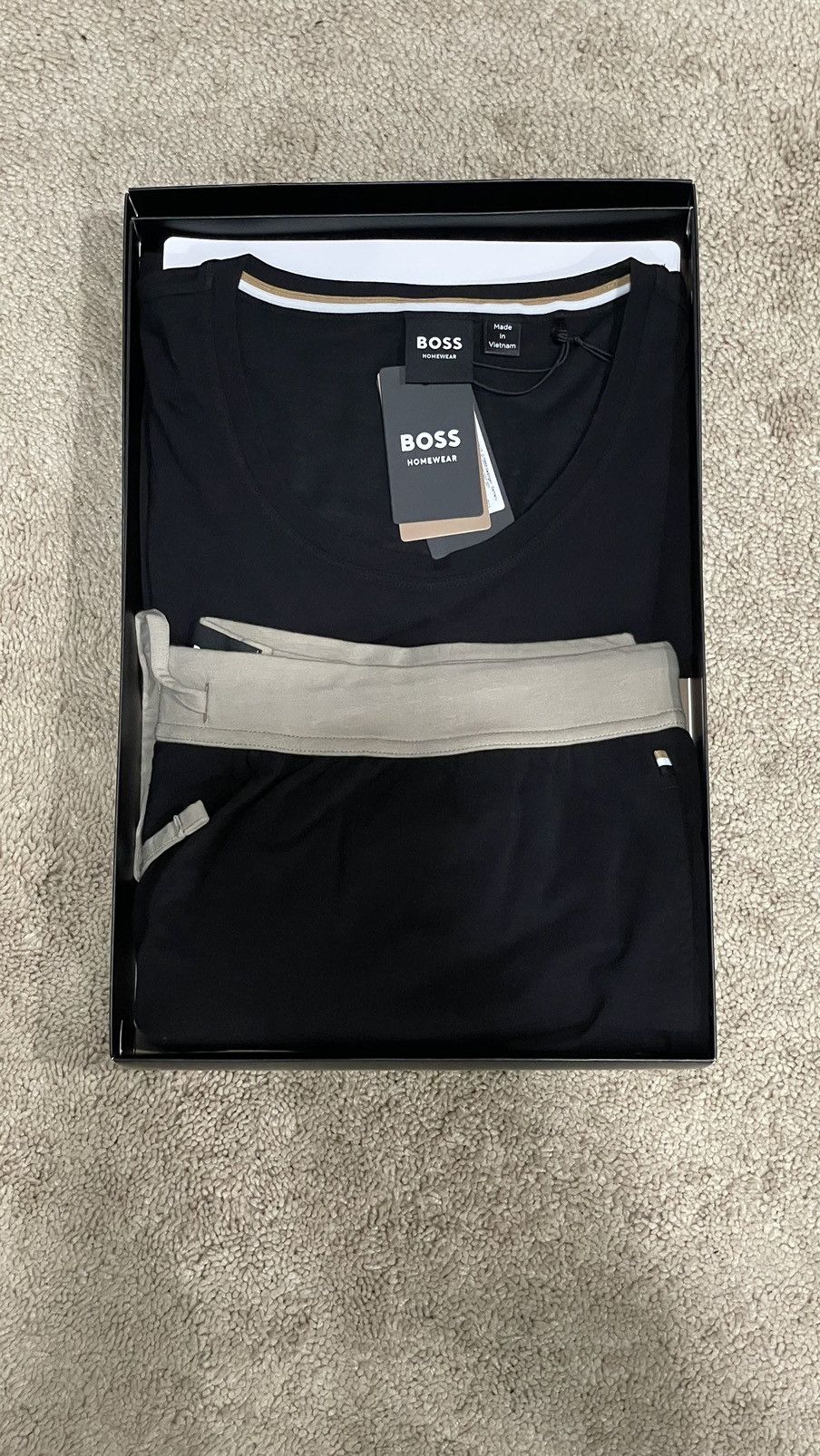 Hugo Boss HUGO BOSS PAJAMAS WITH PRINTED LOGOS Size US XXL / EU 58 / 5 - 4 Thumbnail