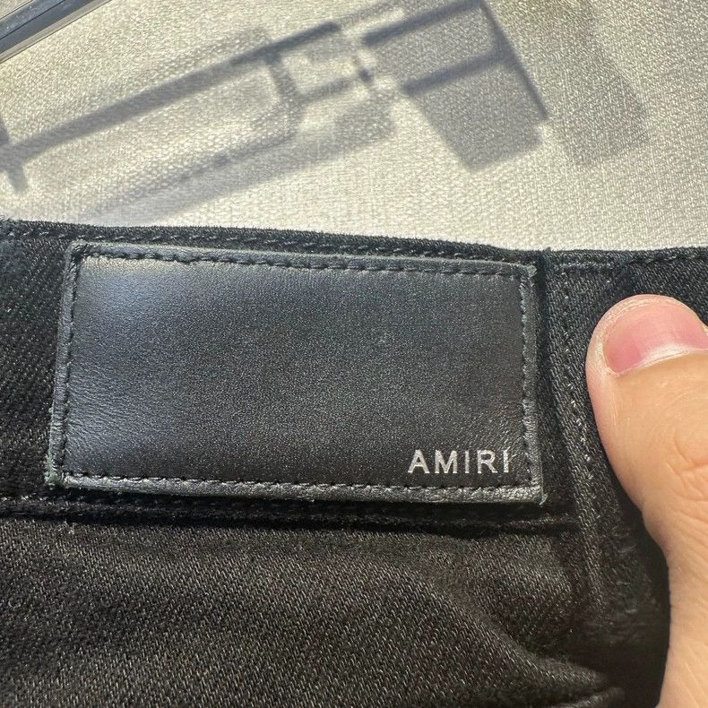 Amiri Amiri sequin zebra print distressed jeans Size US 31 - 6 Thumbnail