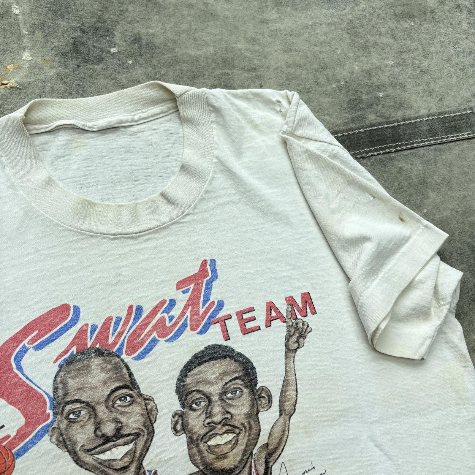 Salem Sportswear Vintage 80s Dennis Rodman John Salley Detroit Pistons Shirt Size US M / EU 48-50 / 2 - 5 Thumbnail