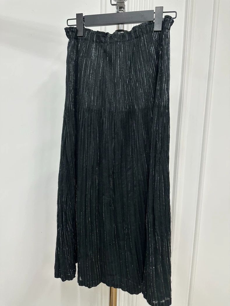 Issey Miyake Issey Miyake A long skirt with silver thread pleats Size 31" - 4 Thumbnail