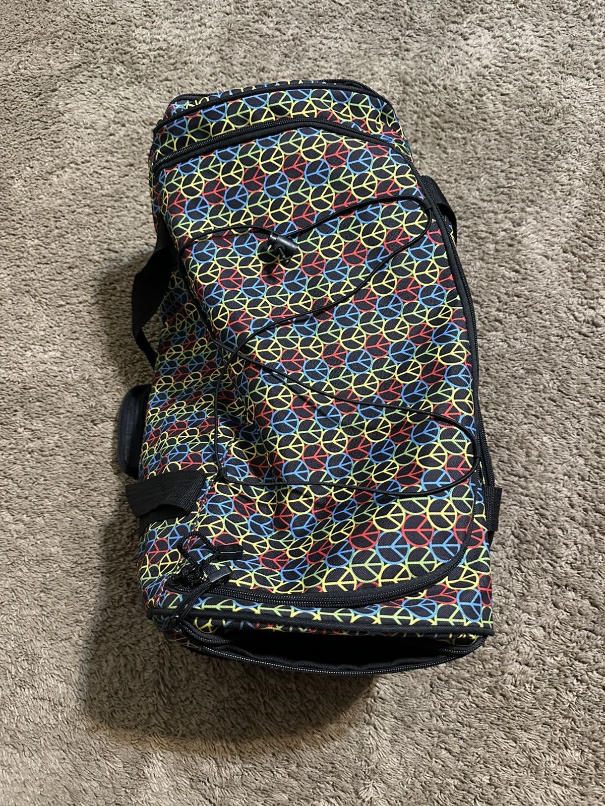 Nike Vintage Pacific Coast “Rainbow” peace symbol duffel bag 00s Size ONE SIZE - 4 Thumbnail