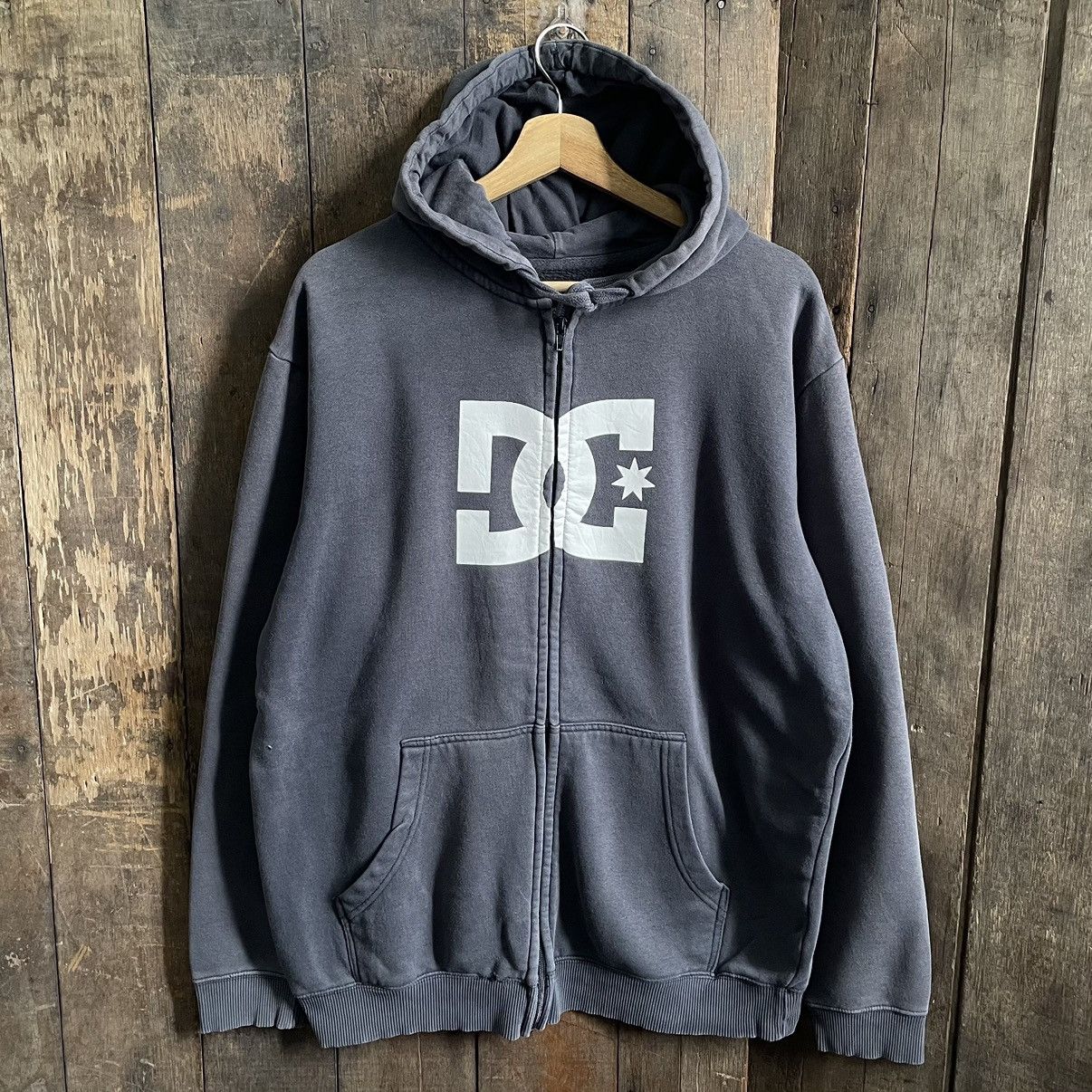 DC × Vintage Vintage DC Big Logo Hoodie Size US M / EU 48-50 / 2 - 1 Thumbnail