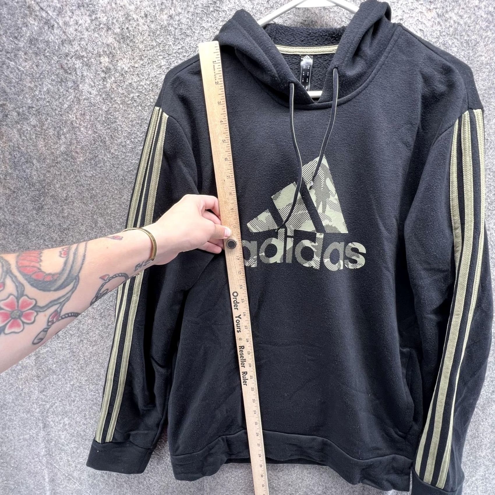 Adidas Adidas Hoodie Mens M Black Camo Logo 3 Stripes Fleece Pullover Sweatshirt Size US M / EU 48-50 / 2 - 7 Thumbnail