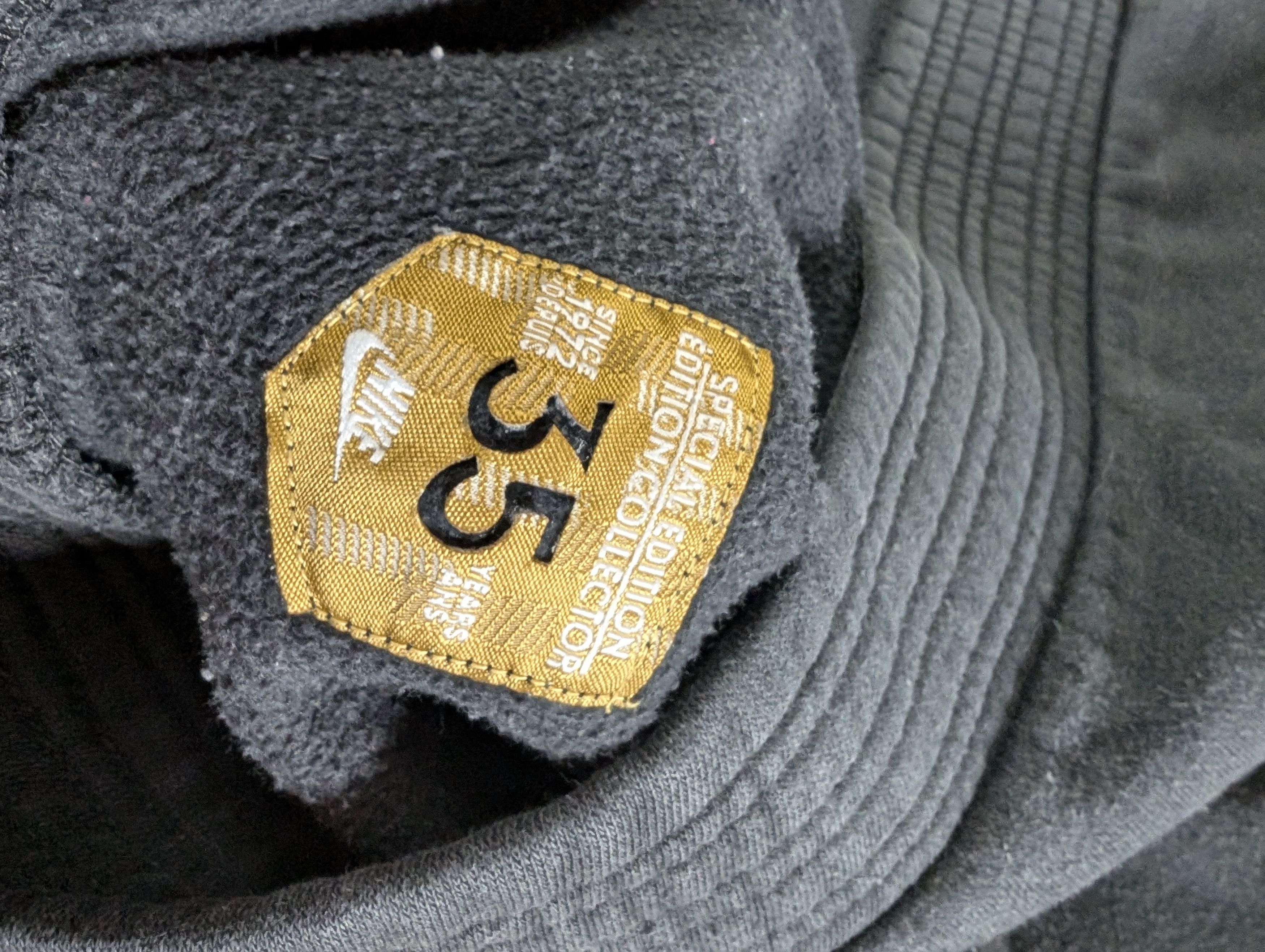 Nike × Vintage Vintage Nike collector hoodie limited edition grey tab Size US XL / EU 56 / 4 - 6 Thumbnail