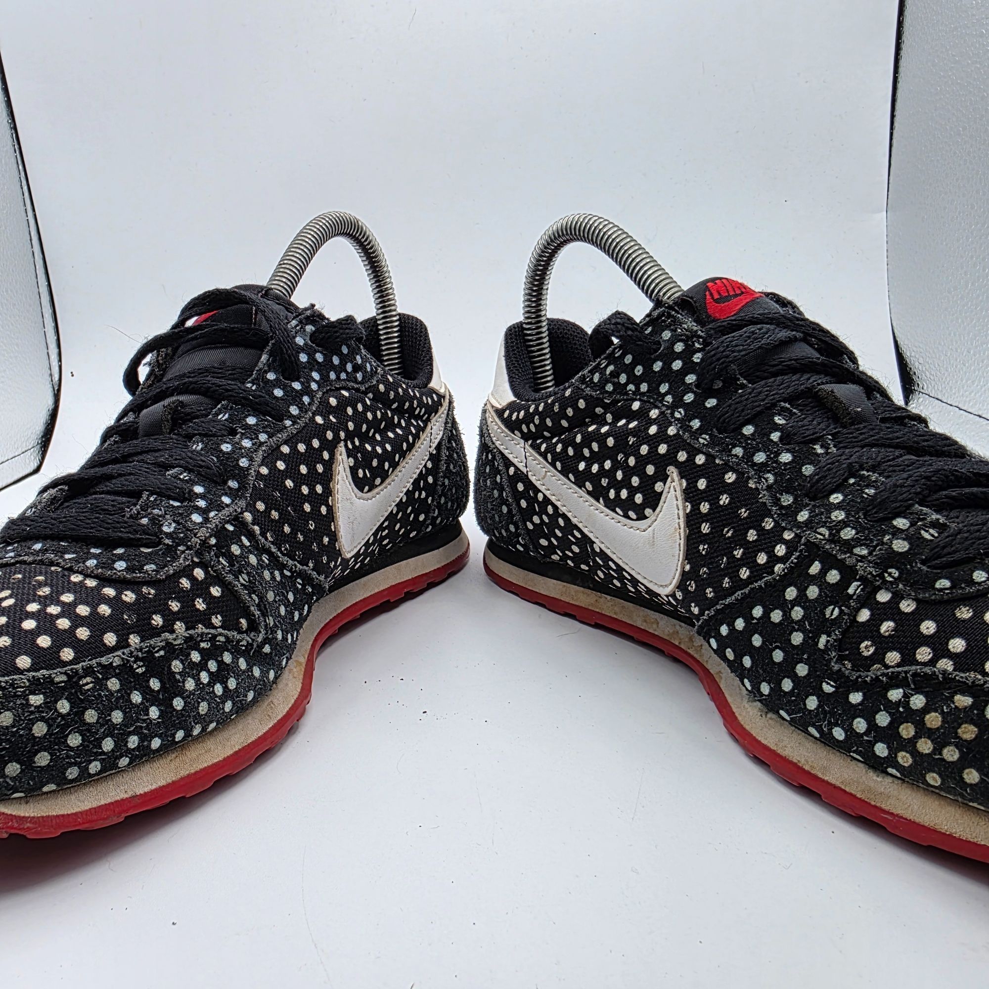 Nike Nike Genicco Womens Size 6 Black Red Polka Dot Shoes Casual Size US 6 / IT 36 - 3 Thumbnail