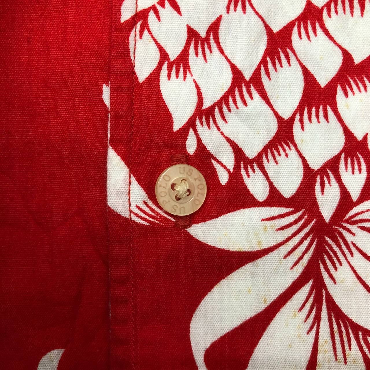 U.S. Polo Assn. T71 U.S. POLO ASSOCIATION HAWAII SHIRTS Size US L / EU 52-54 / 3 - 6 Thumbnail