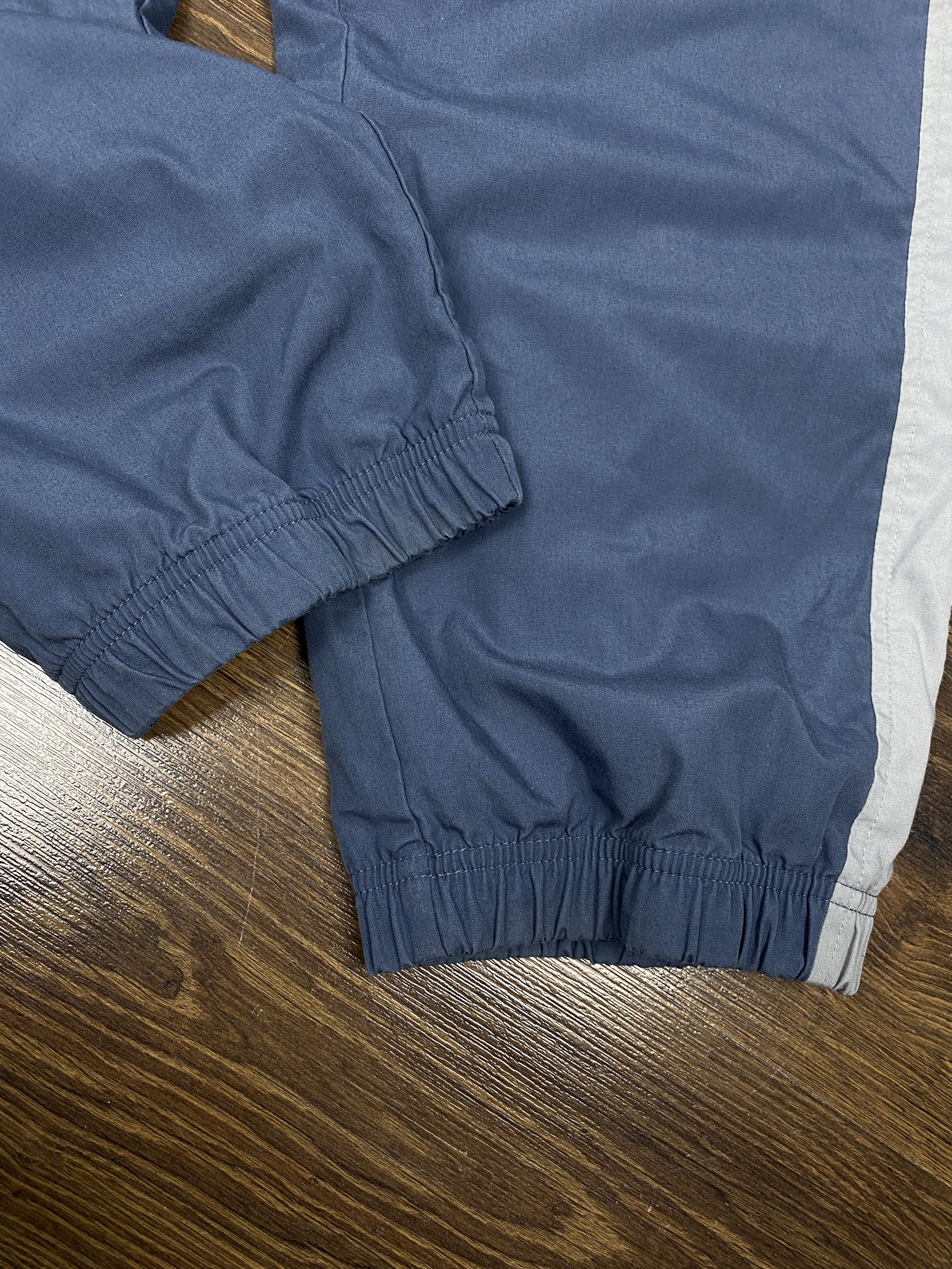 Nike Nike vintage nylon side pocket track pants y2k cargo Size US 36 / EU 52 - 5 Thumbnail