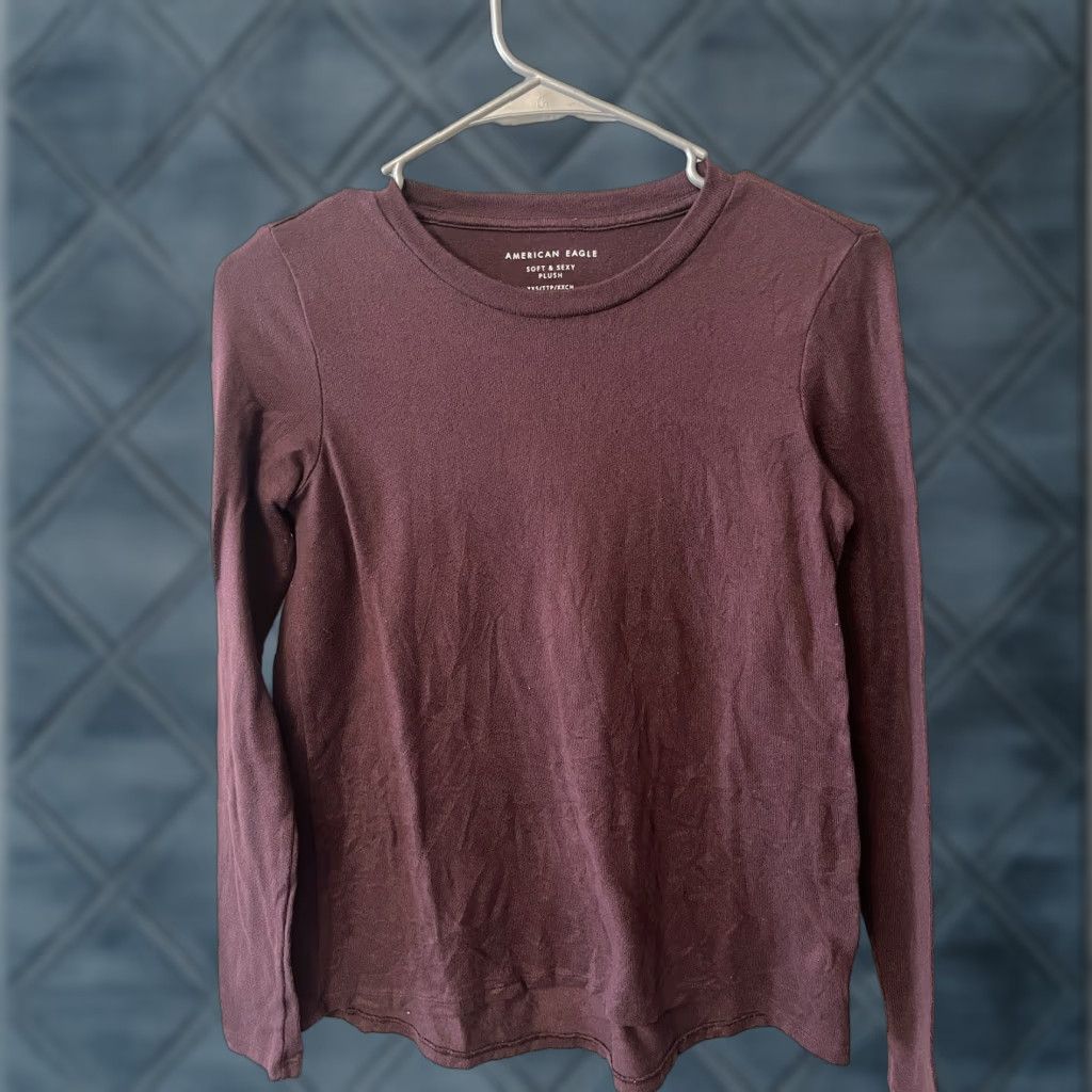 Vintage American Eagle T-Shirt Maroon Solid Short Sleeve Crew Neck Womens XS Size 24" / US 00 / IT 34 - 1 Thumbnail