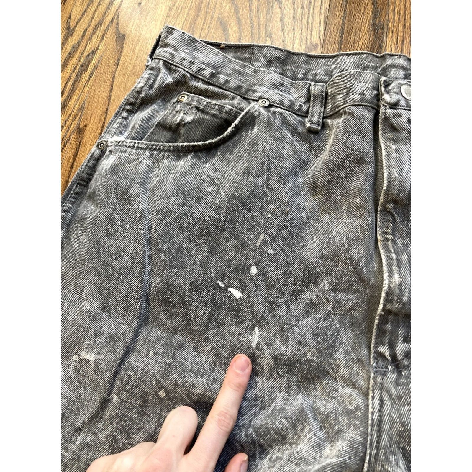 Wrangler VINTAGE Wrangler Jeans Mens 40x32 (fits 35x30) Acid Washed Gray USA Made Grunge Size US 40 / EU 56 - 7 Thumbnail