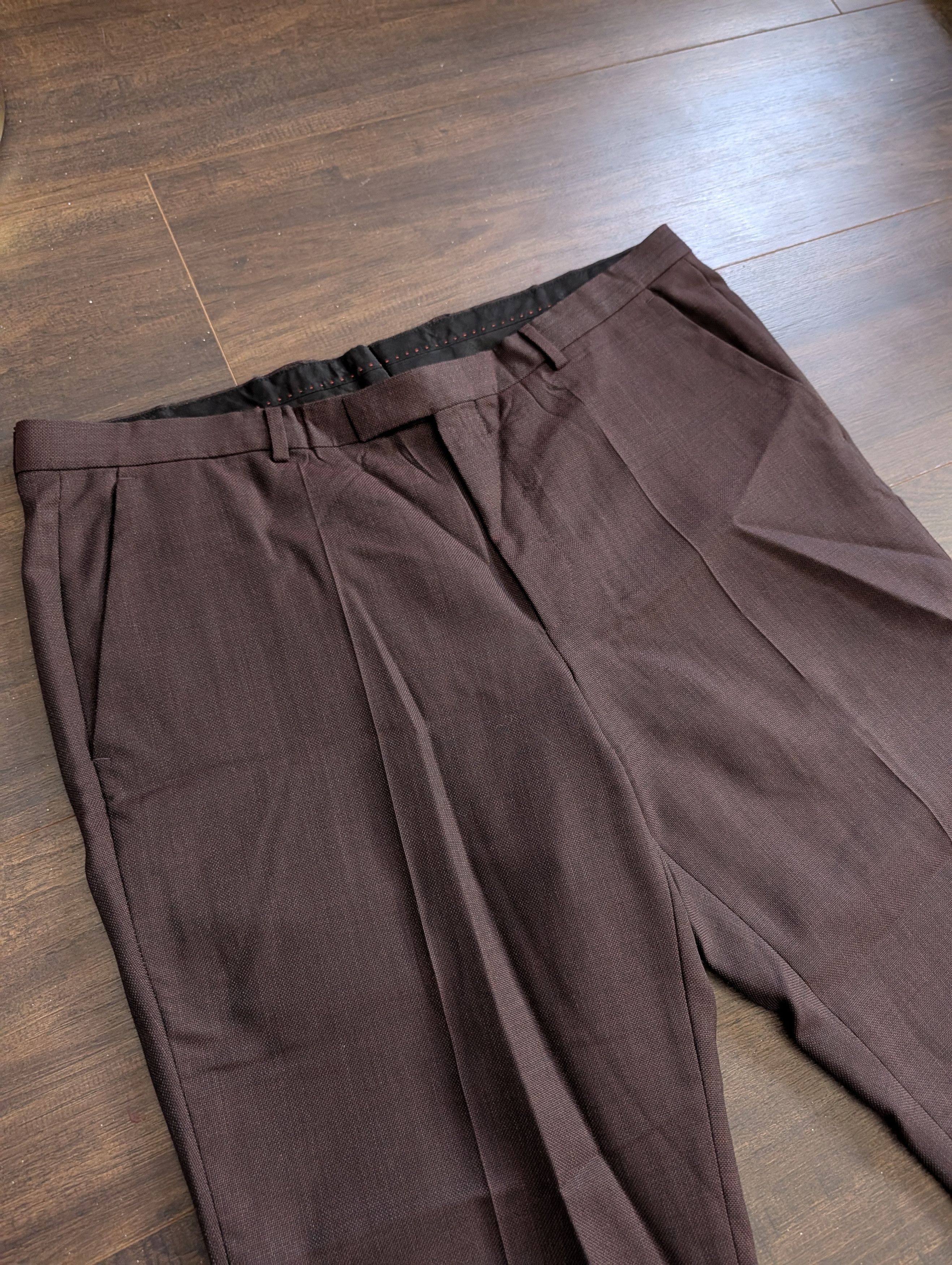 Hugo Boss Red/brown knit virgin wool pleated dress pants trousers Size US 36 / EU 52 - 2 Thumbnail