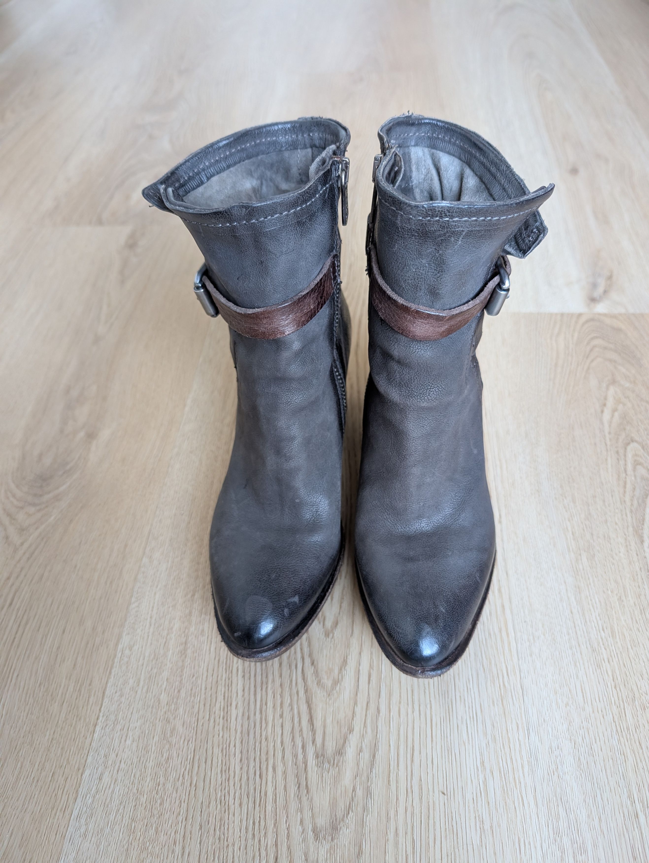 A.S.98 A.S.98 Grey Leather Avant Garde Zip Buckle Ankle Boots Size US 6 / IT 36 - 1 Thumbnail