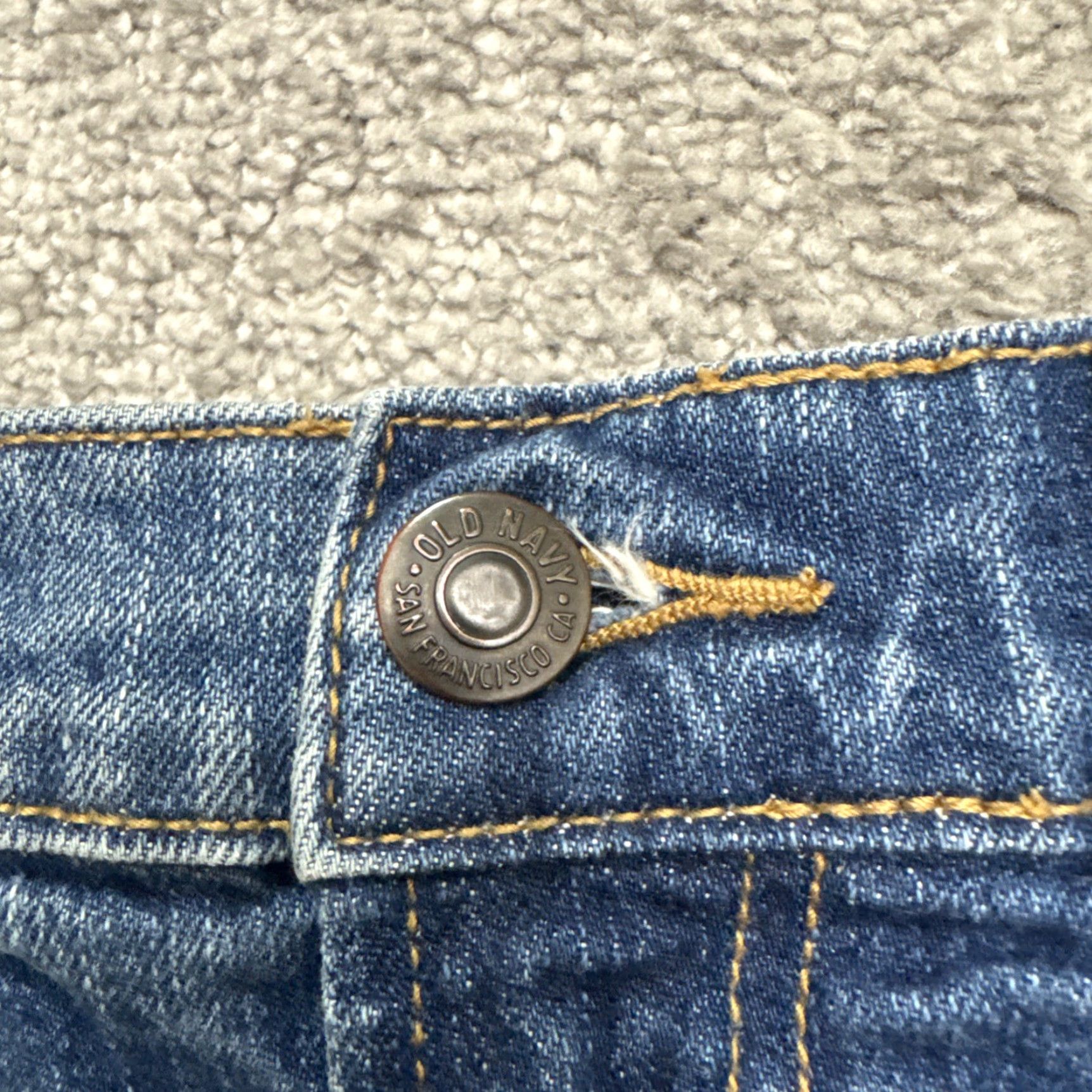 Old Navy VINTAGE Old Navy Mid Rise Boyfriend Denim Shorts Women Size 2 Blue Casual Streetwear Size 26" / US 2 / IT 38 - 4 Thumbnail