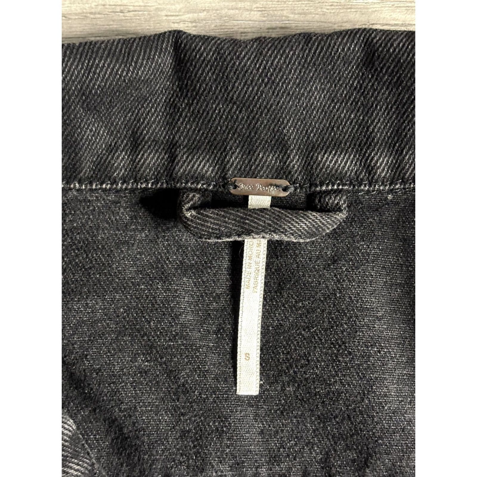 Free People VINTAGE Free People Jacket Womens S Black Denim Button Front Cropped Classic Size S / US 4 / IT 40 - 3 Thumbnail