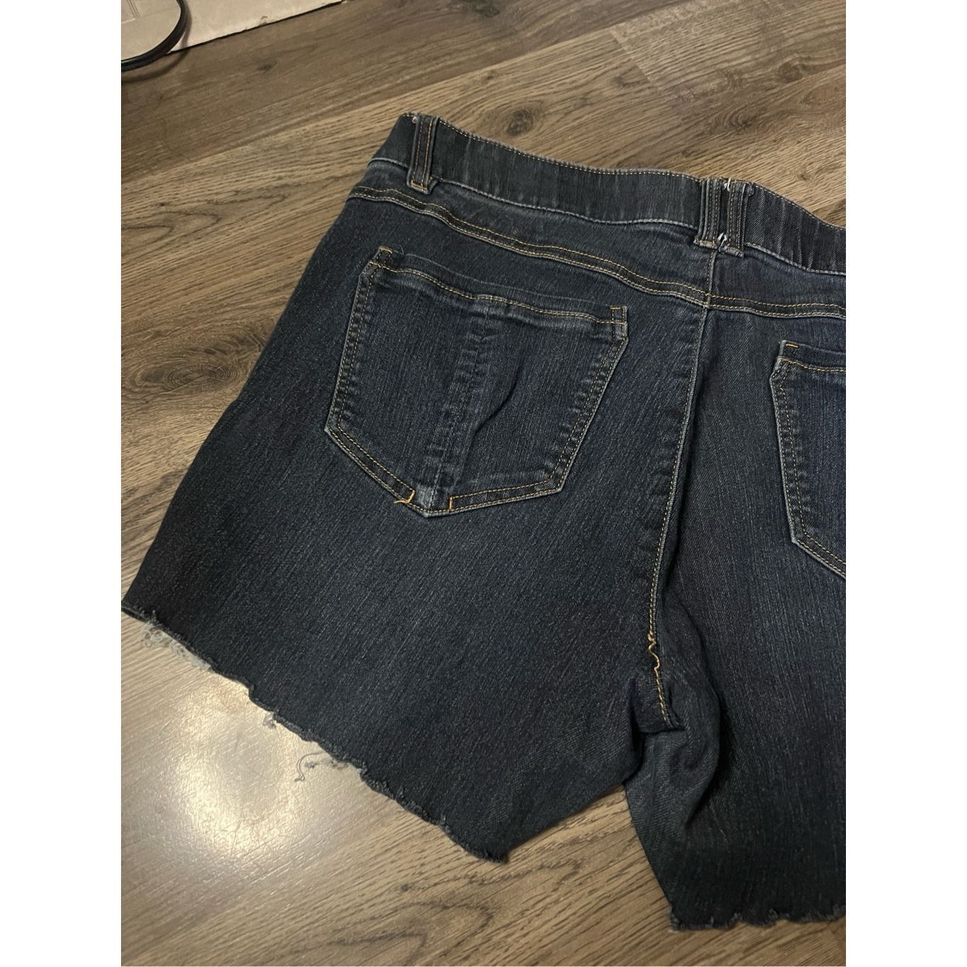 Other Democracy Blue Jean Cut Off Shorts Woman’s Size 12 Size 34" / US 12 / IT 48 - 9 Thumbnail