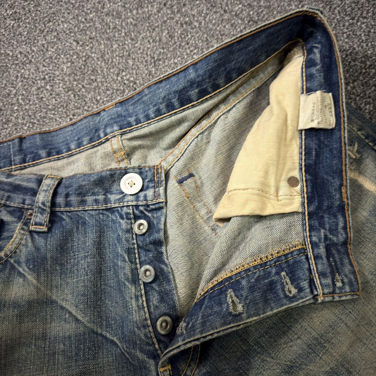Levi's Vintage 2005 Levis S502 Destroyed Grunge Jeans W34 Size US 34 / EU 50 - 15 Thumbnail