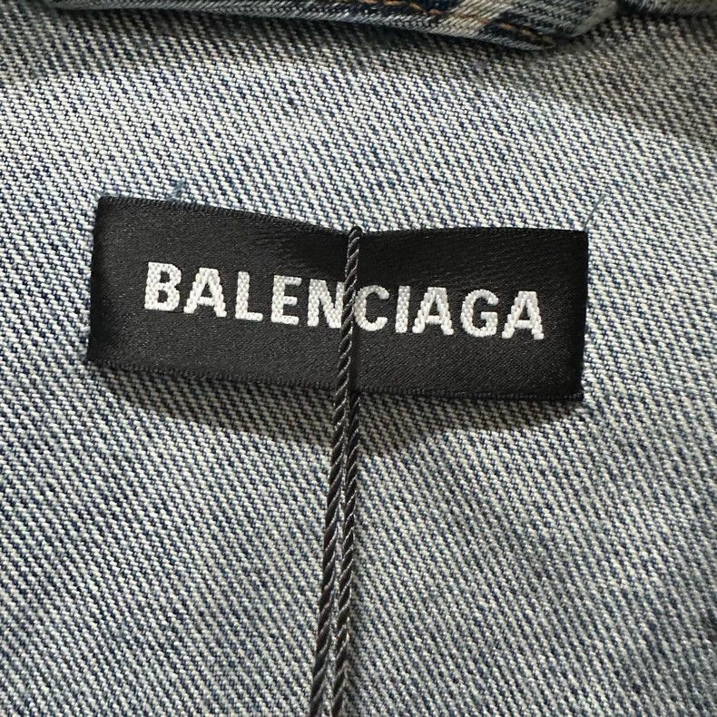 Balenciaga Balenciaga Light Blue Bullet Screen Printed Distressed Des Size US M / EU 48-50 / 2 - 3 Thumbnail