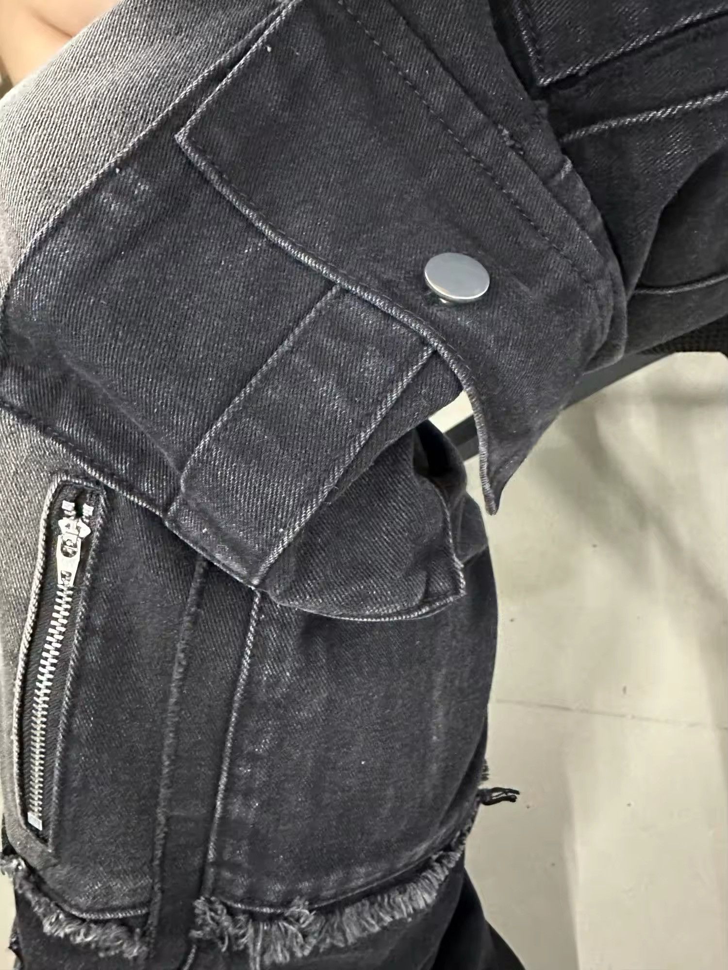 Japanese Brand × Jean Multi-Pocket Baggy Washed Jean Size US 34 / EU 50 - 6 Thumbnail