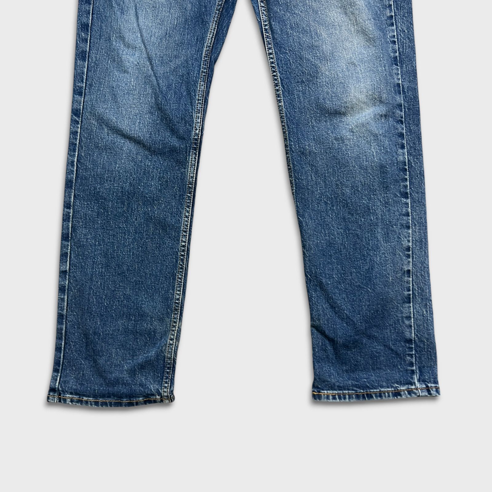 Levi's × Vintage Levi's 514 Jeans Men 32x30 Straight Fit American Denim Pants Size US 32 / EU 48 - 3 Thumbnail