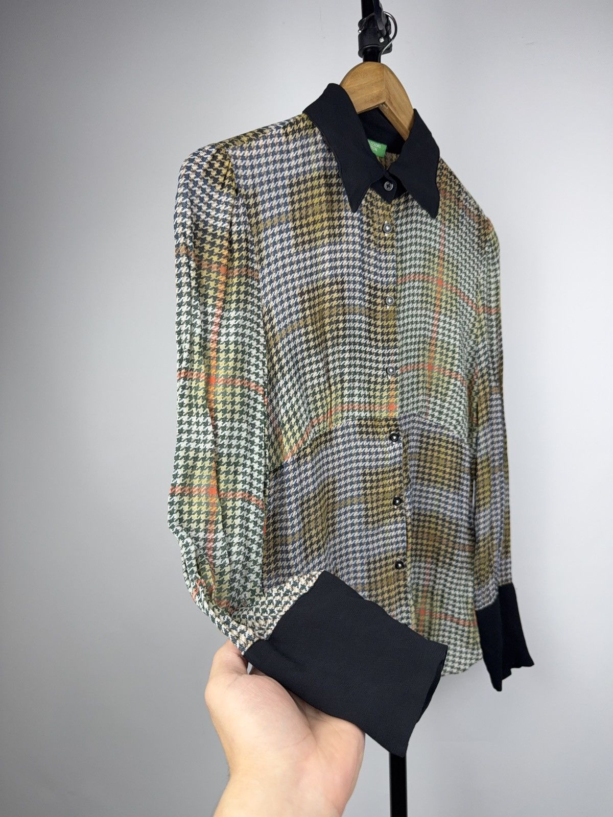 United Colors Of Benetton 00s Benetton Houndstooth Check Blouse With Contrast Collar Size S / US 4 / IT 40 - 7 Thumbnail