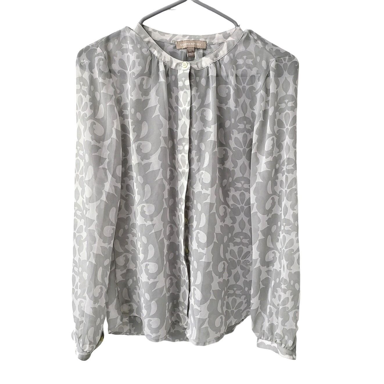 Banana Republic Banana Republic Sheer Gray and White Button Up - XS Size XS / US 0-2 / IT 36-38 - 1 Thumbnail