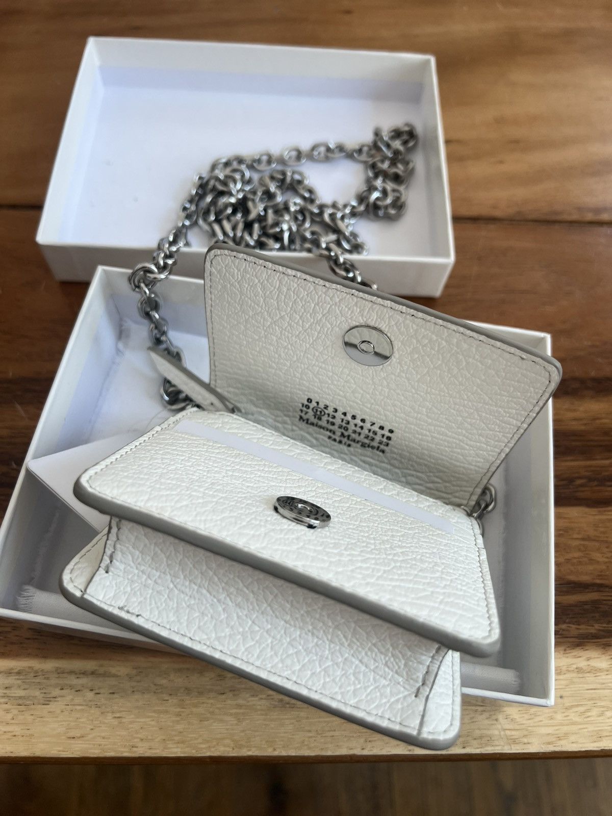 Maison Margiela Maison Margiela Four Stitches leather chain wallet White Size ONE SIZE - 7 Thumbnail