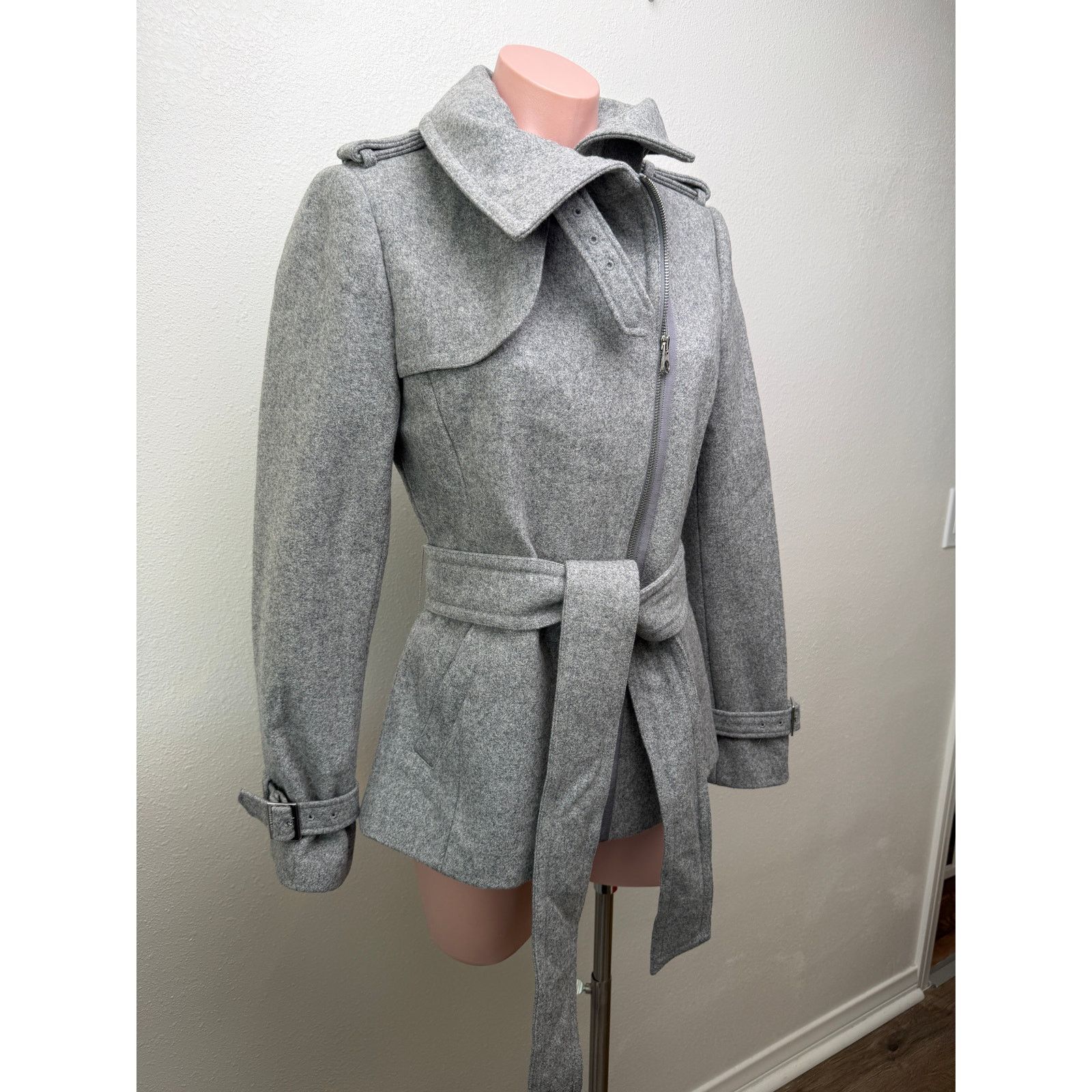Ted Baker Ted Baker Gray Belted Zip Jacket Womens US 4 Heathered Coat Size S / US 4 / IT 40 - 4 Thumbnail
