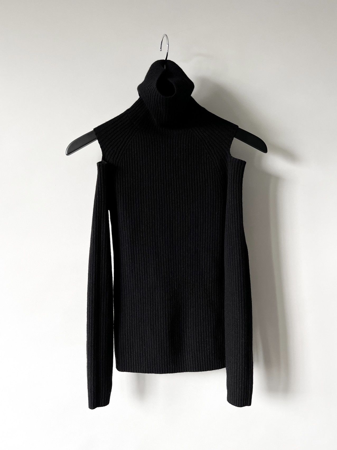 Theory Theory Jemliss Evian Cold Shoulder Ribbed Wool Turtleneck Size XS / US 0-2 / IT 36-38 - 6 Thumbnail