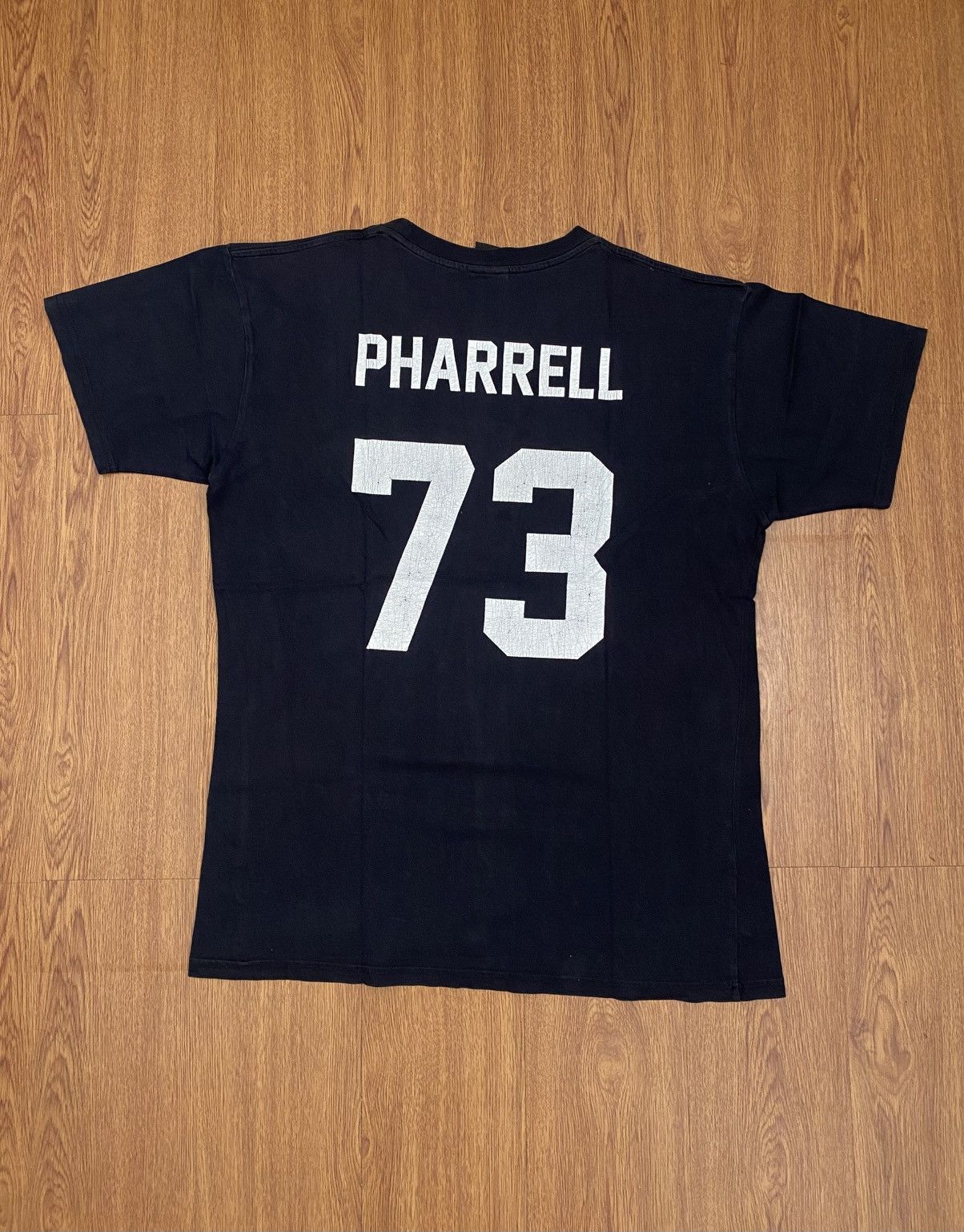 Les Artists Les artist Pharrel 73 t-shirt Size US L / EU 52-54 / 3 - 1 Thumbnail