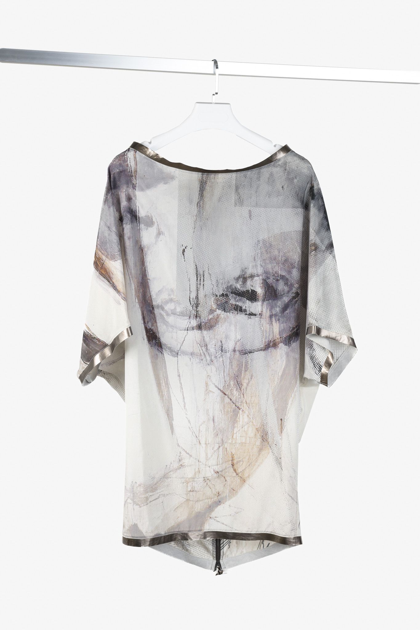 Annette Gortz Annette Gortz Abstract Print Batwing Silk Tunic Size M / US 6-8 / IT 42-44 - 1 Thumbnail