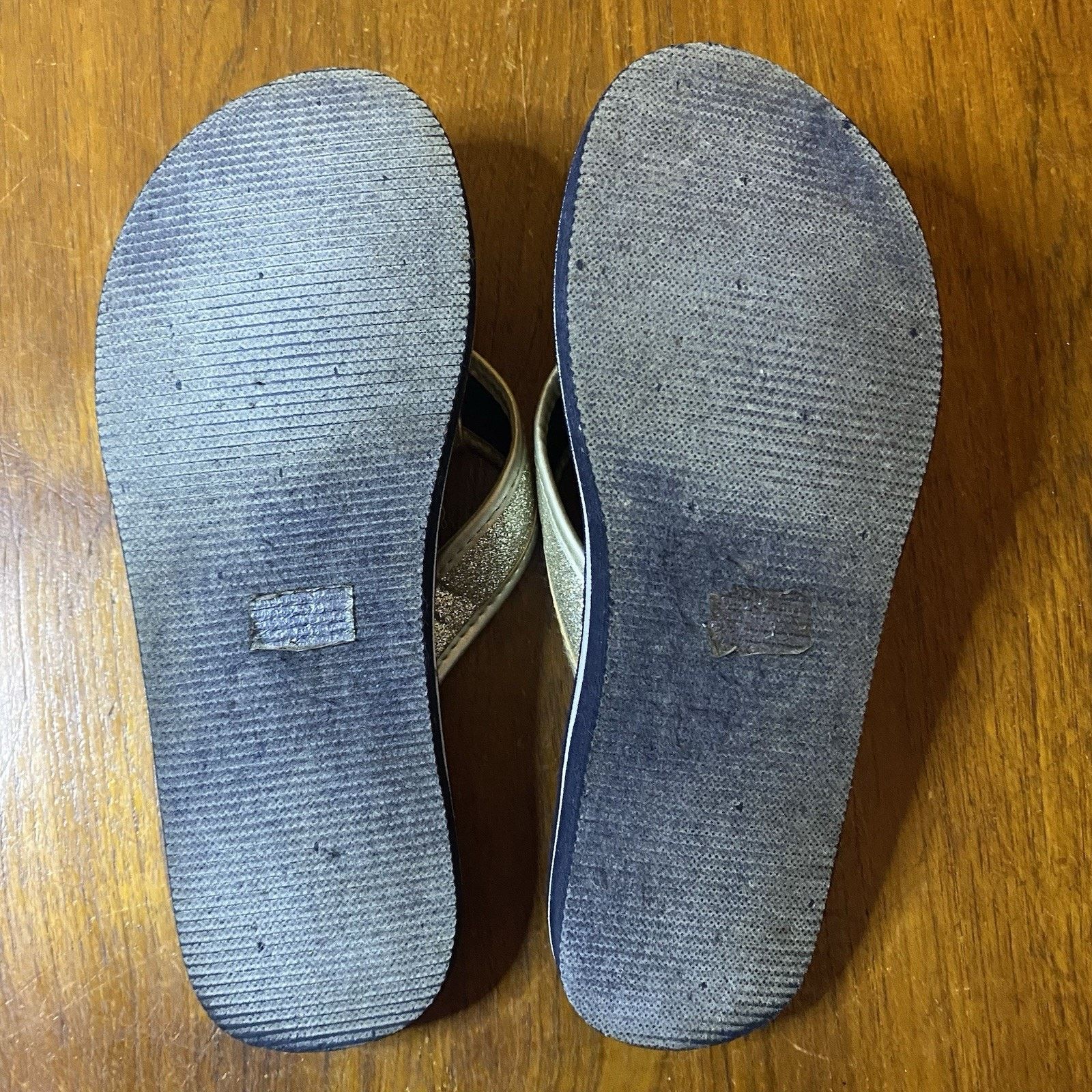 Tommy Hilfiger Tommy Hilfiger Women Sz 7 Sandal Flip flops Glitter NavyGold Size US 7 / IT 37 - 4 Thumbnail