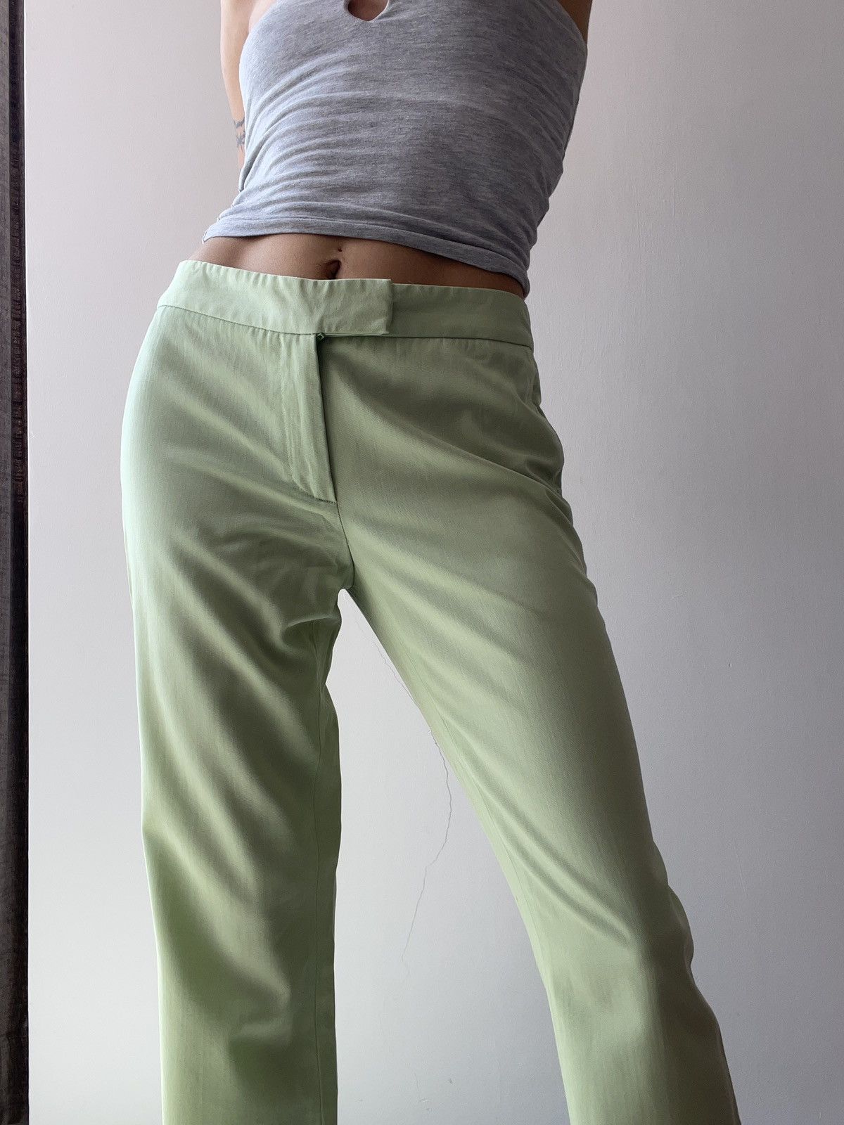 Moschino Moschino trousers Size 24" / US 00 / IT 34 - 2 Thumbnail
