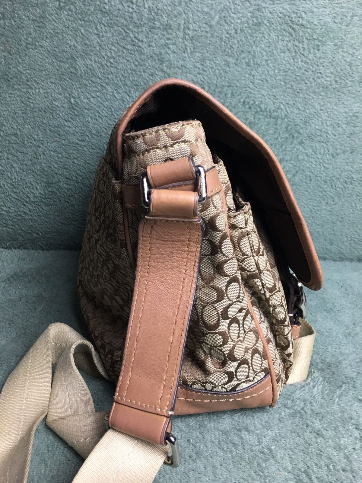Coach COACH Vintage Monogram Logo Canvas Messenger Shoulder Bag Size ONE SIZE - 5 Thumbnail