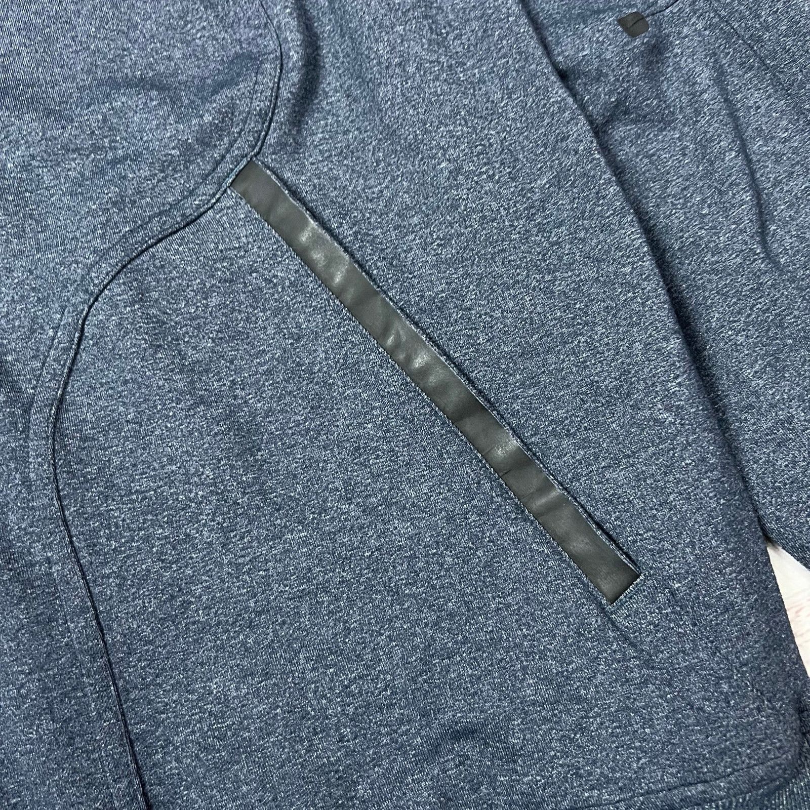 Lululemon Lululemon Trainer Jacket MENS L Blue Sweatshirt EUC Size US L / EU 52-54 / 3 - 7 Thumbnail