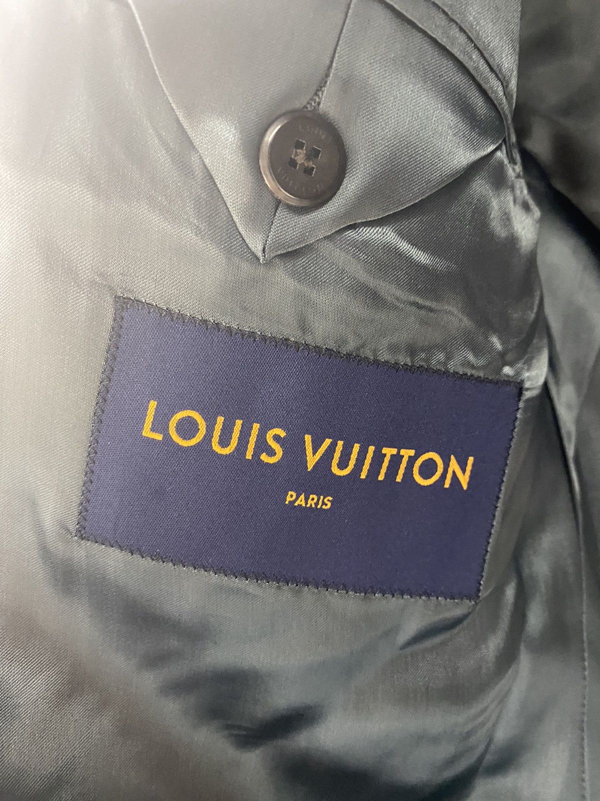 Louis Vuitton Louis Vuitton slate blue double breasted blazer jacket 46 Size 46R - 9 Thumbnail