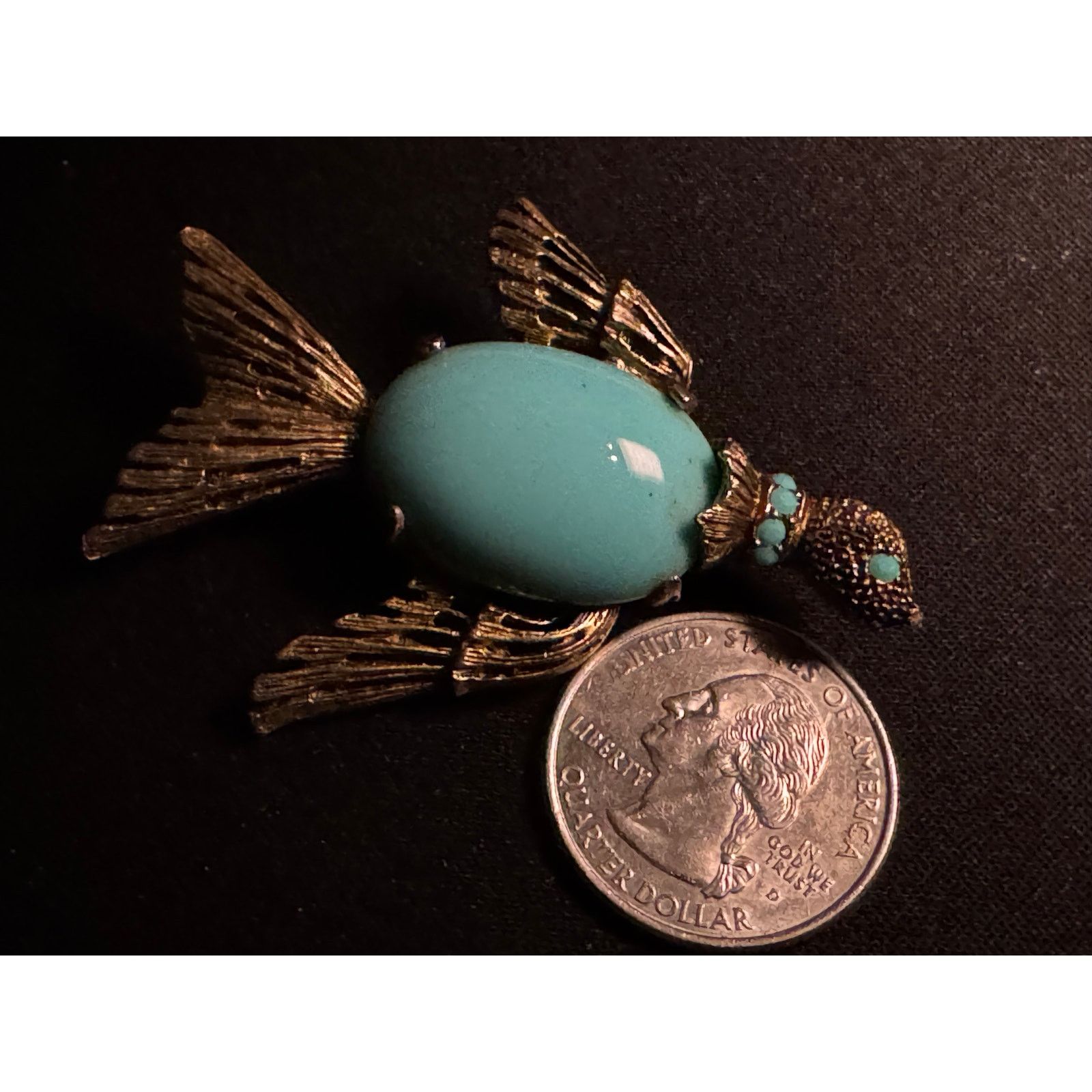 Other Vintage Jelly Belly Gold Tone Bird Brooch Lucite Collar, Eye Size ONE SIZE - 4 Thumbnail