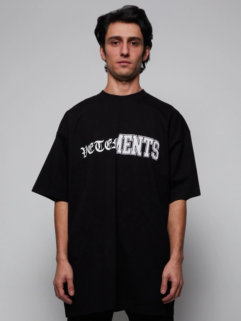 Vetements Black Vertical Embroidered Cut-Up Logo Oversized T-Shirt 