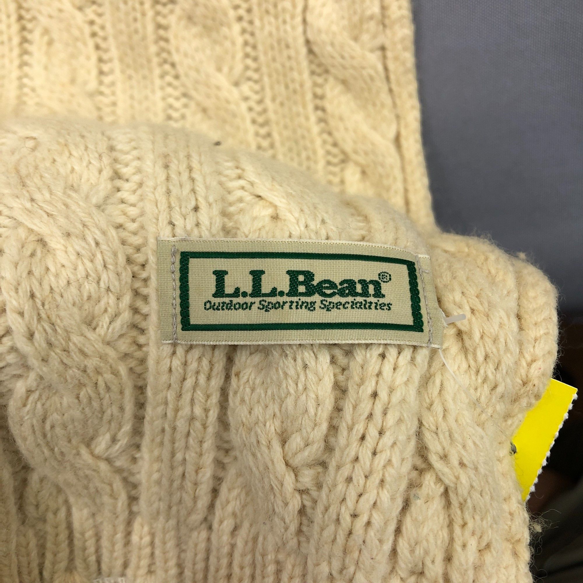 L.L. Bean Vintage L.L.Bean Scarf Muffler Cable Knit Wool Scarves Size ONE SIZE - 3 Thumbnail