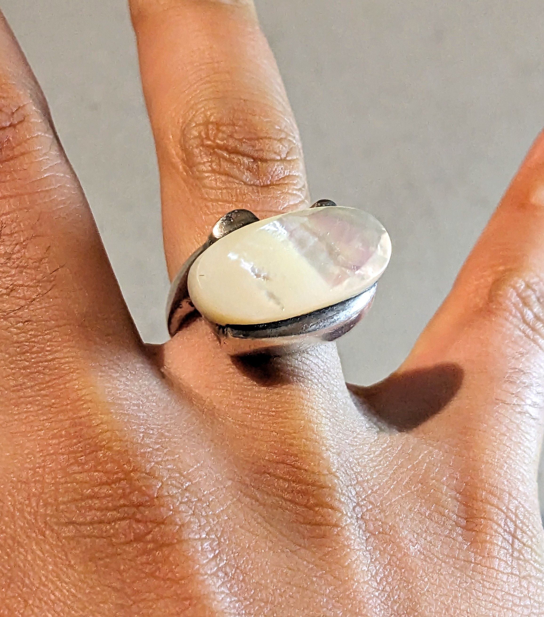Vintage Sterling Silver Ring Faux Mother of Pearl MOP Size 9